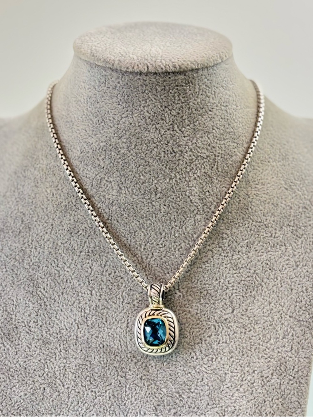 David Yurman 925 & 14k Gold Albion Pendant Necklace with Blue Topaz 16"